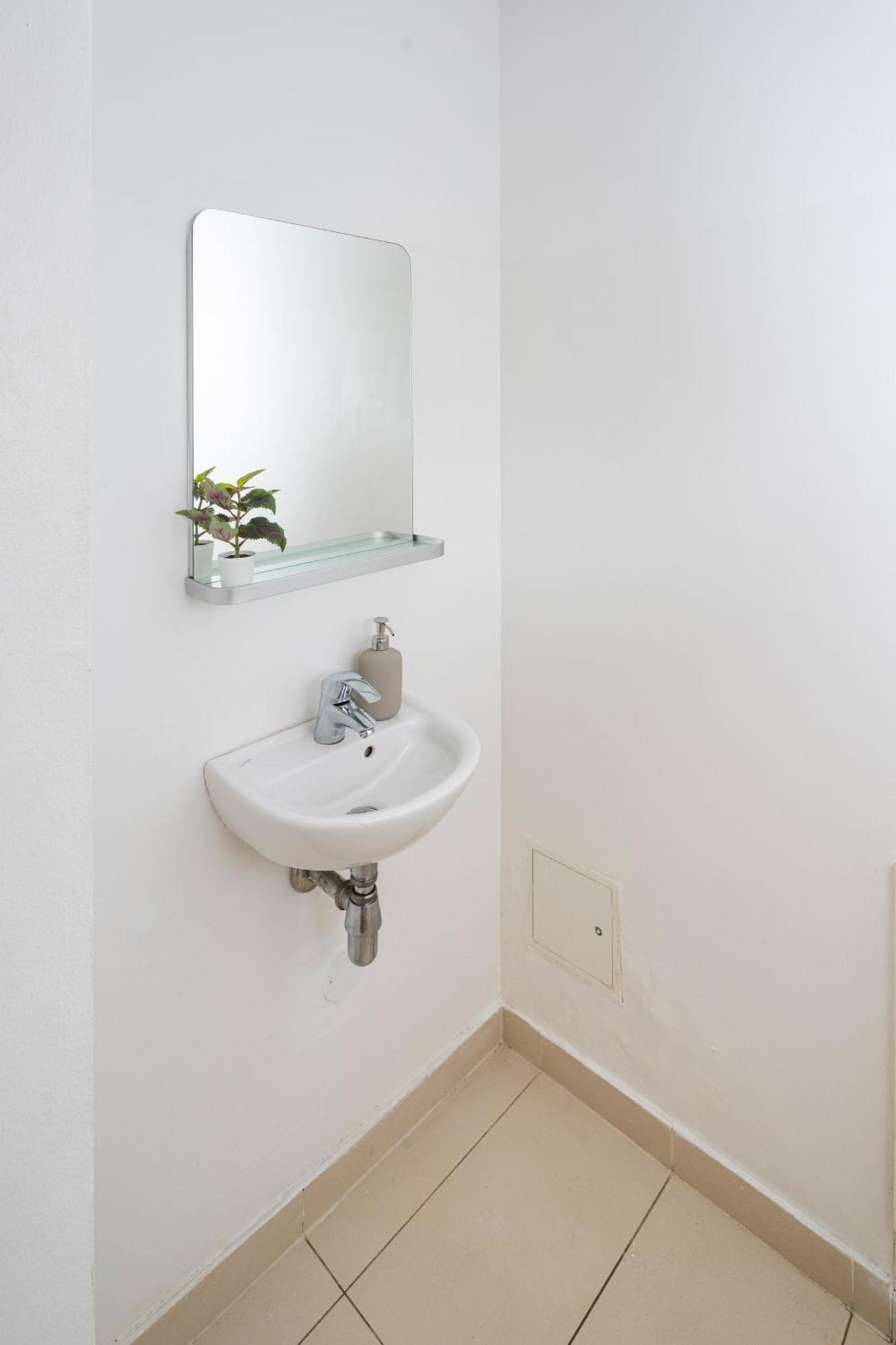 Gemuetliches, Ruhiges Apartment - 90M2 Mit Garten Und Terrasse Viena Exterior foto